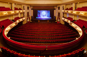 Admiralspalast Innensnasicht in Berlin-Mitte