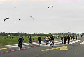 Freizeit auf dem Tempelhofer Feld Berlin Freizeit auf dem Tempelhofer Feld Berlin