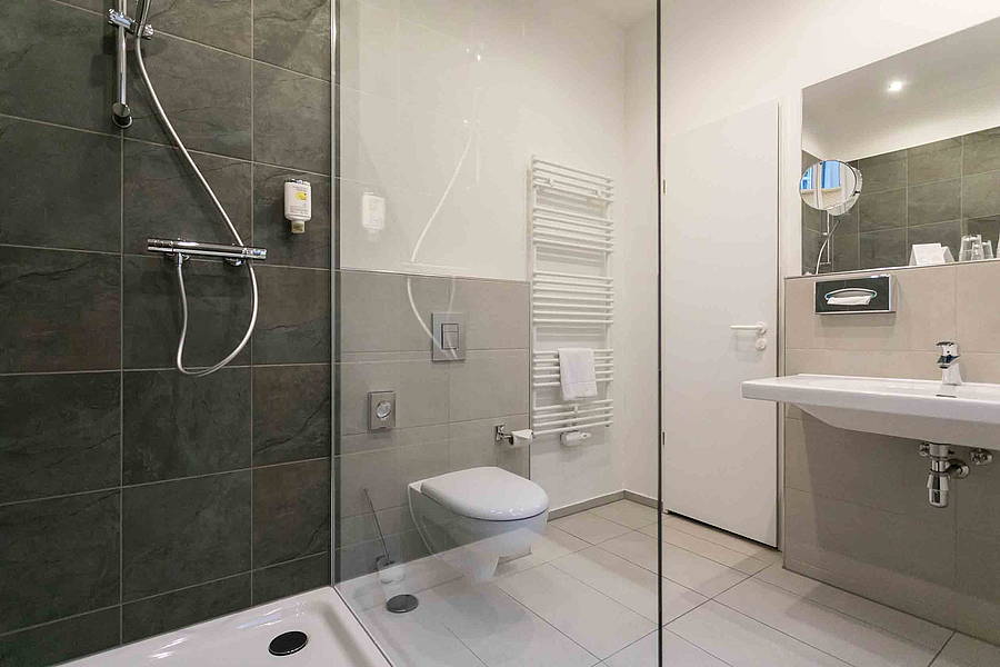 Hotel In Berlin Mitte Fur Singles Familien Paare Hotel Allegra
