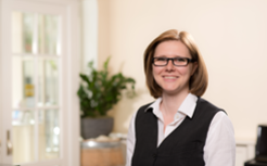 Kontakt zu Katrin Arnold Kontakt zu Katrin Arnold